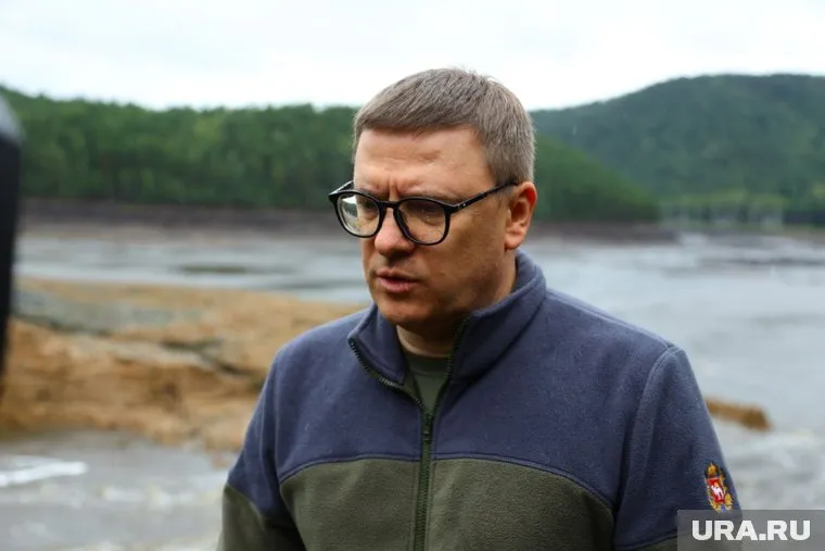 Алексей Текслер продолжает инспекцию пострадавших от наводнения территорий