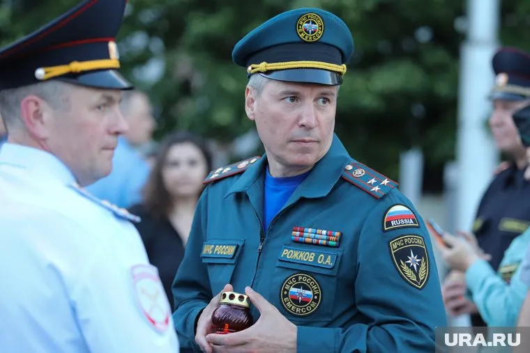 Олег Рожков считает, что его незаконно уволили из ГУ МЧС