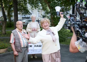 Звезде «Уральских пельменей» привязали гири, чтобы он пошел ко дну