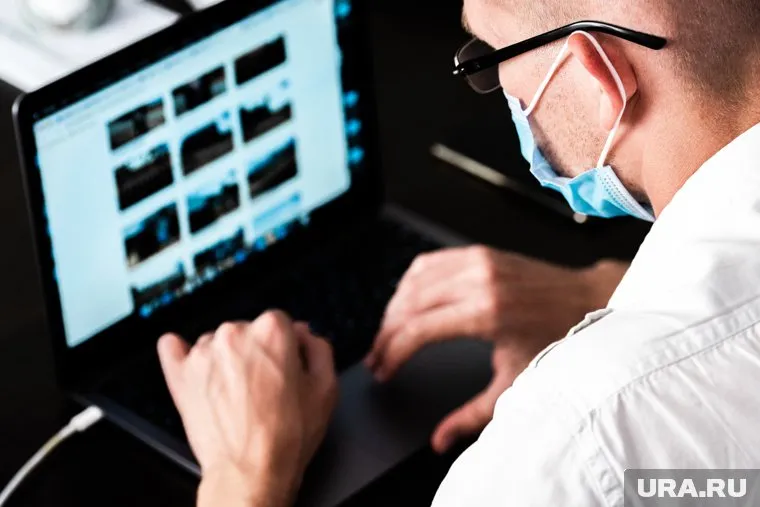 Ношение очков не так принципиально для защиты от коронавируса