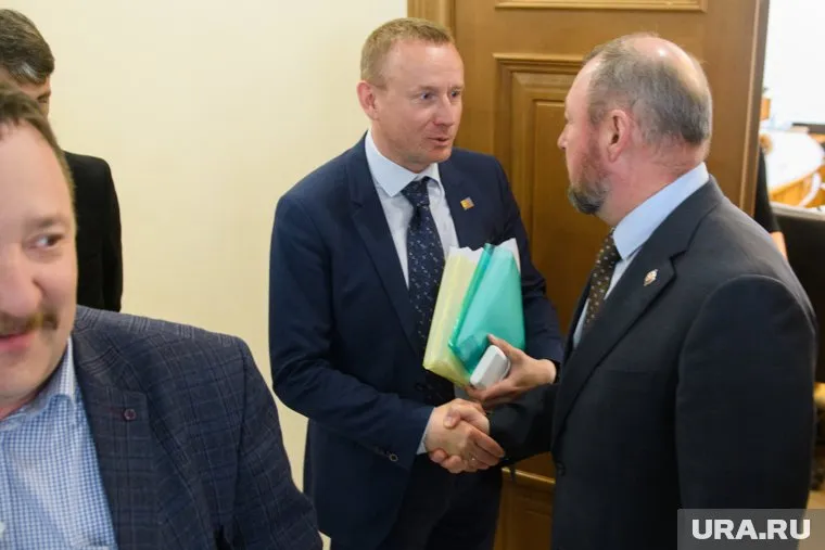 Точные причины исключения Сергей Тушина (слева) из списка неизвестны (на фото он с Виктором Тестовым)