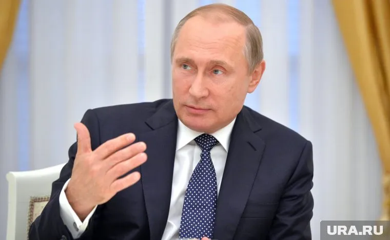 Владимир Путин посоветовался с фракциями о поправках в Конституцию