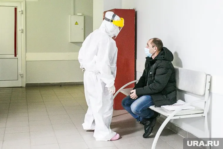 О каждом случае коронавируса медорганизации экстренно информируют Роспотребнадзор