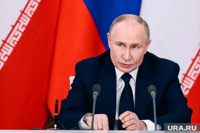 Путин наградил 11 военнослужащих званием Героев РФ