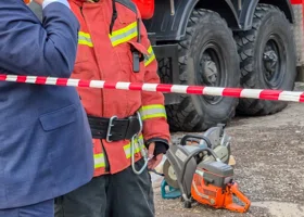 Атакованный БПЛА дом в Березниках оцепила охрана