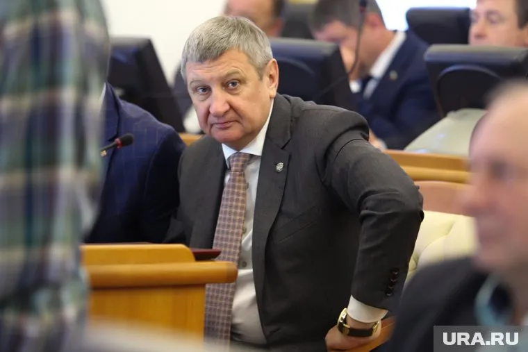 Депутат Курганской облдумы Сергей Муратов, который претендует на пост сенатора, рассказал, как лечился от коронавируса