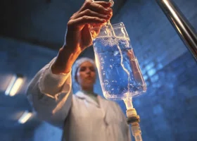 В ХМАО 16-летнему подростку заменили клапан сердца на механический протез