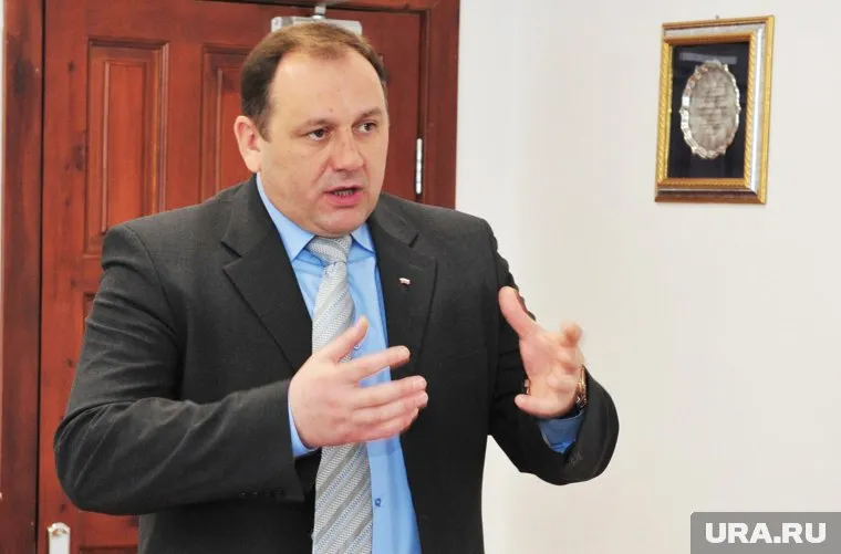 Заработок главы Ханты-Мансийска Максима Ряшина практически не изменился