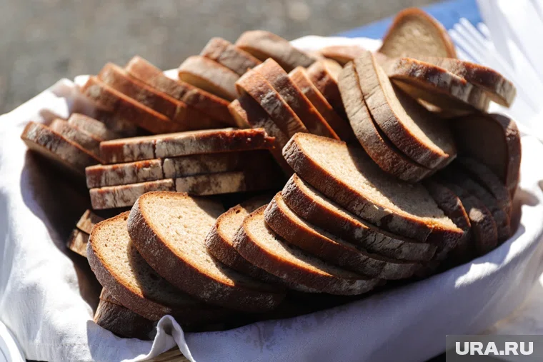 В список войдут базовые продукты питания: крупы, овощи, фрукты и хлебобулочные изделия