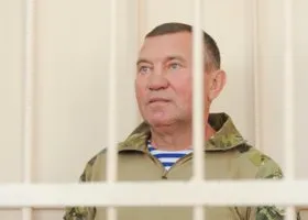 Собирающийся на СВО челябинский экс-депутат Паутов остался под стражей