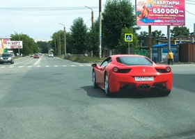 Тоболячка Инстасамка купила суперкар McLaren за 30 миллионов рублей