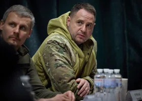 FT сочла уволенного Ермака серым кардиналом Украины