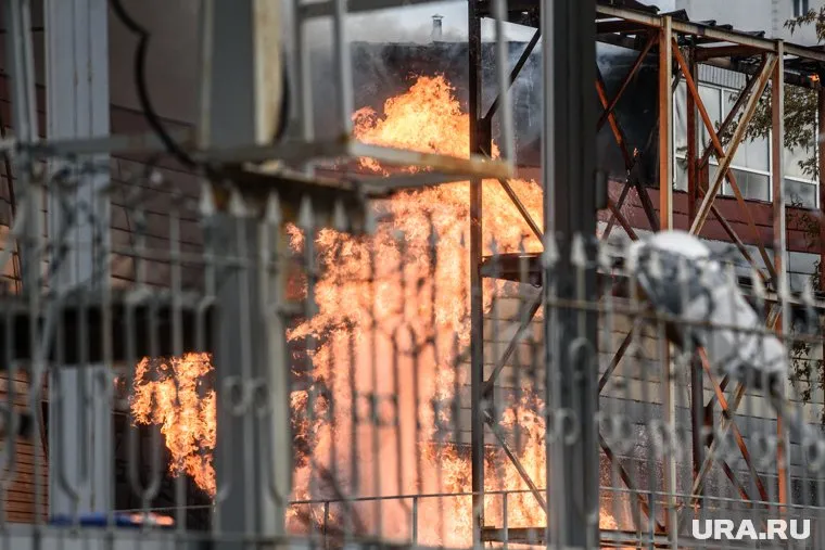 На данный момент пожар в театре локализован (фото из архива)