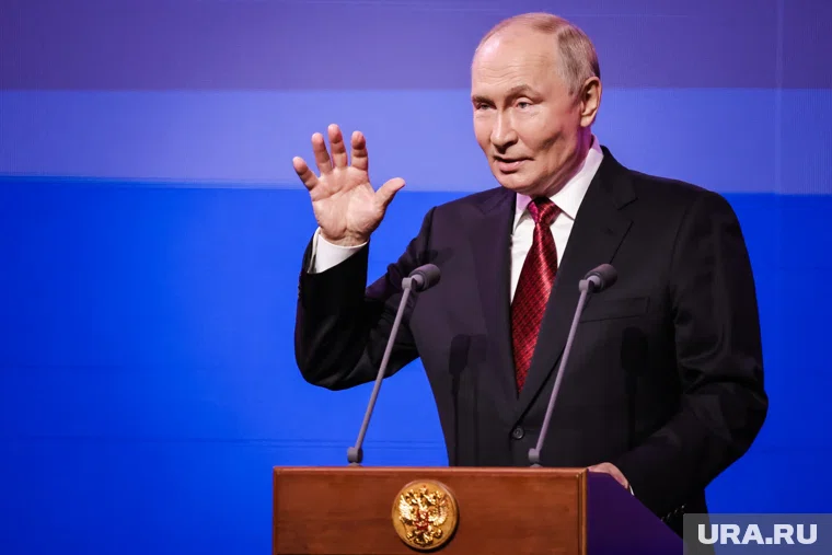 Усилия по снижению инфляции дают результат, но рост ВВП пока составляет 1,1%, заявил президент России Владимир Путин