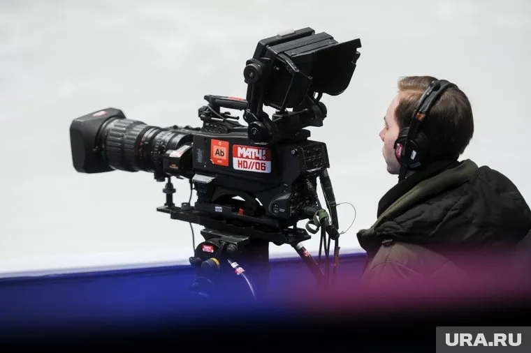 Дети встретились с родным братом, которого не видели более 10 лет