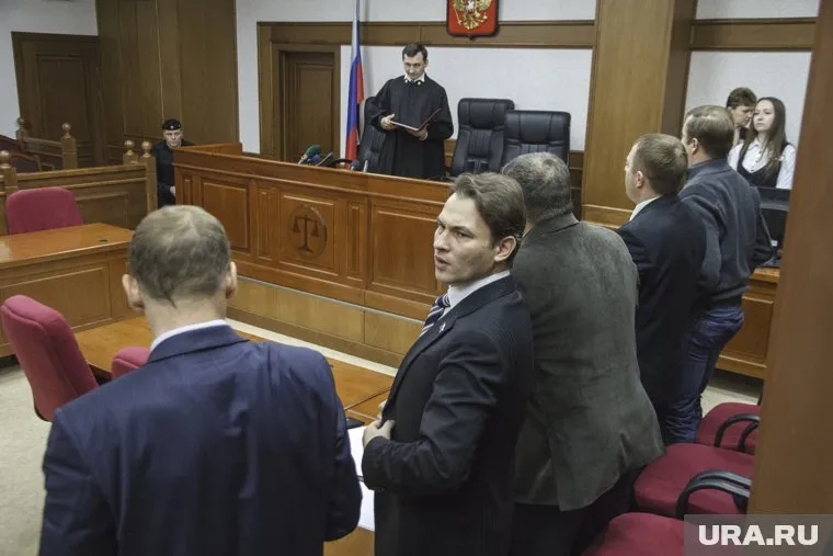 Максим Петлин был осужден за вымогательство взятки, сейчас он будет учить кандидатов от «Яблока»