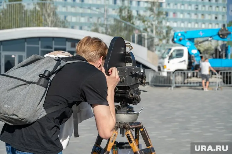 В состав кинокомиссии входят представители местных департаментов и члены профессионального сообщества