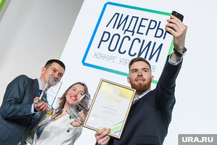 По данным конкурса, девушки лучше находят ошибки в условиях стресса