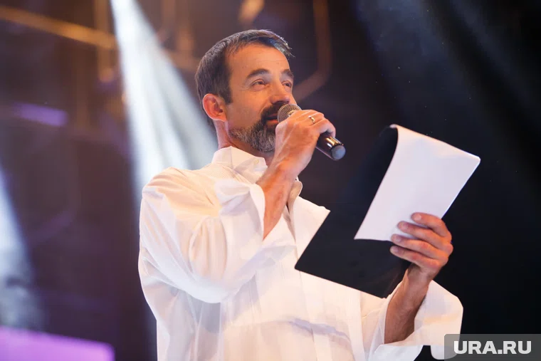 Дмитрий Певцов проведет мастер-класс и концерт в Ноябрьске