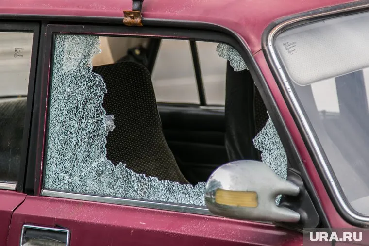 Повреждения получили сразу несколько автомобилей