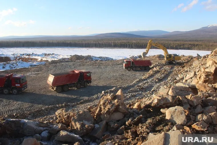 Жители требуют от губернатора провести опрос