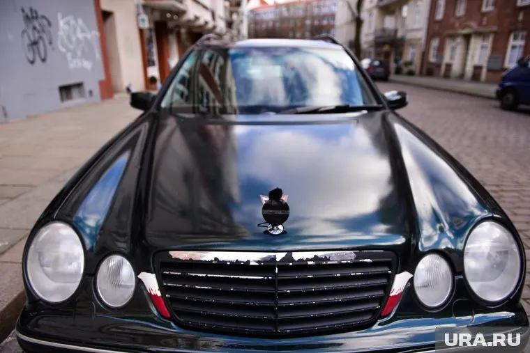 Житель Тарко-Сале решил повторить «подвиг» московских «мажоров» на Mercedes