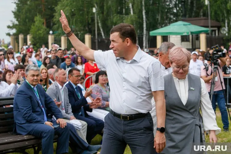 У Евгения Куйвашева случился, пожалуй, его самый эффектный предвыборный день