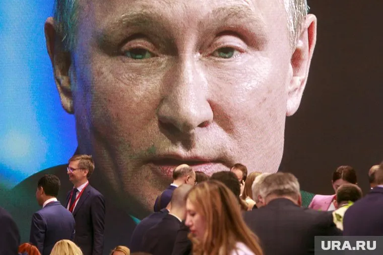 Владимиру Путину передадут список с кандидатами на пост главы ЯНАО