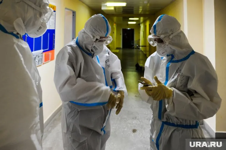 Гинцбург призвал россиян вакцинироваться, чтобы закончилась пандемия COVID