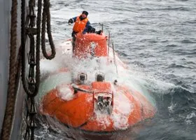 Экс-пассажир «Титана» рассказал об ужасающем спуске батискафа в 2021 году