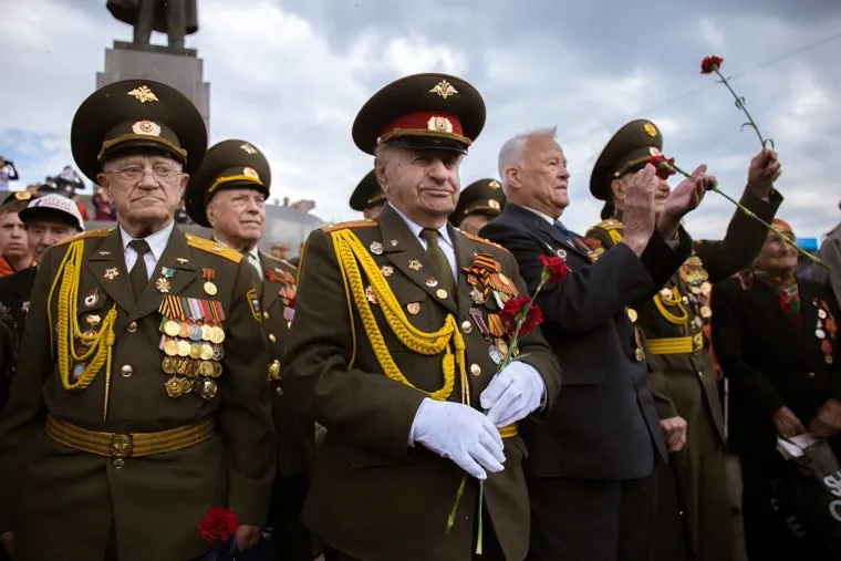 Акция "Бессмертный полк" в Екатеринбурге