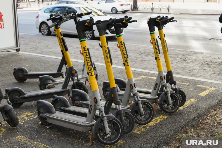 Средняя продолжительность одной поездки составляла 12 минут