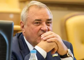 Сенатор от ХМАО покидает Совет Федерации