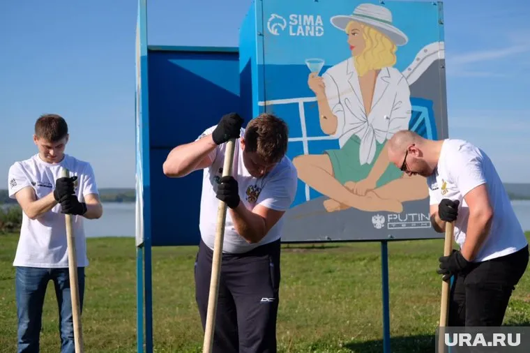 От двух компаний на уборку выйдут 200 волонтеров