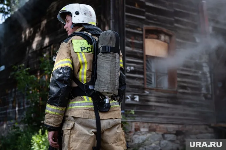 Общая площадь пожара составляет 1000 квадратных метров