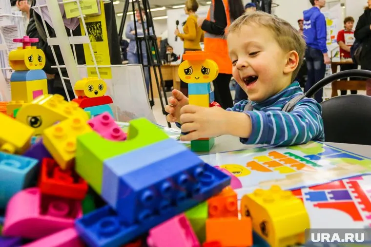 Детство без игрушек не бывает