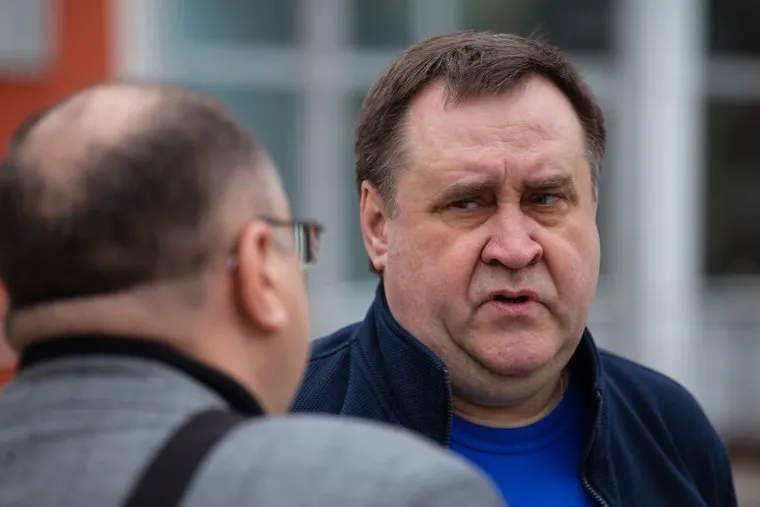 Субботник на территории Свердловского областного клинического психоневрологического госпиталя для ветеранов войн. Екатеринбург