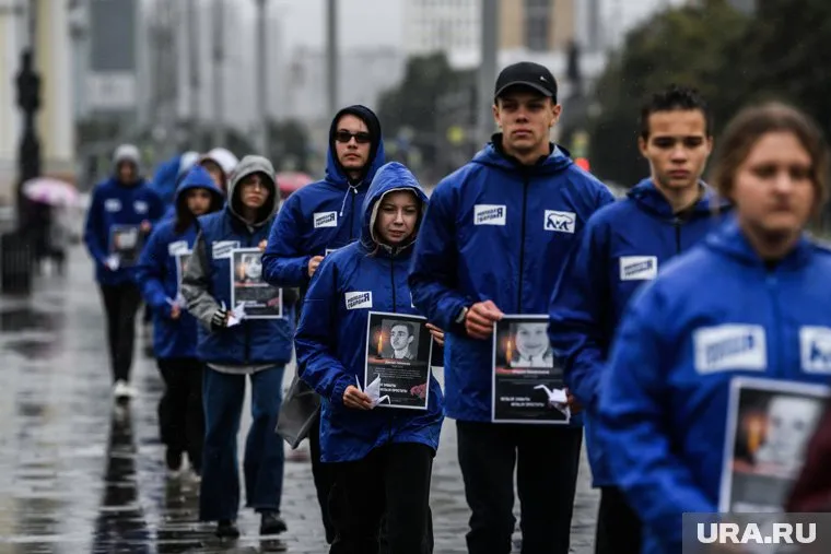 Акция приурочена ко Дню памяти детей — жертв войны на Донбассе