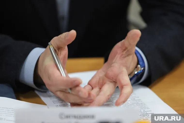 Работодатели предлагают различные условия, чтобы сохранить квалифицированного работника