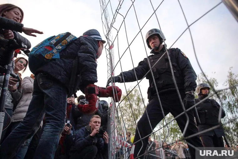 На акциях в защиту сквера бы и те, кто ловил хайп на шок-перформансах