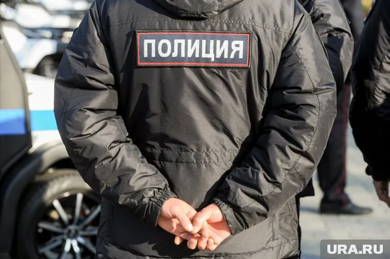 Куратора спорта в мэрии Октябрьского района поместили в ИВС