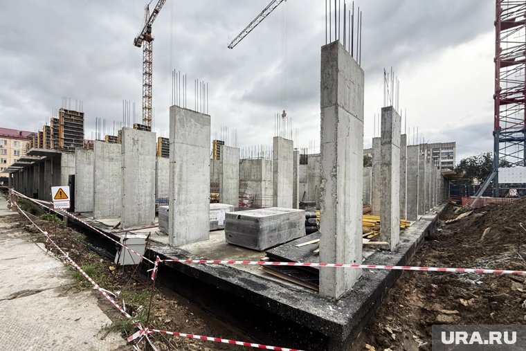 Два обрушения на стройке «Дома кино» в Кургане: что известно о ЧП с гибелью рабочего