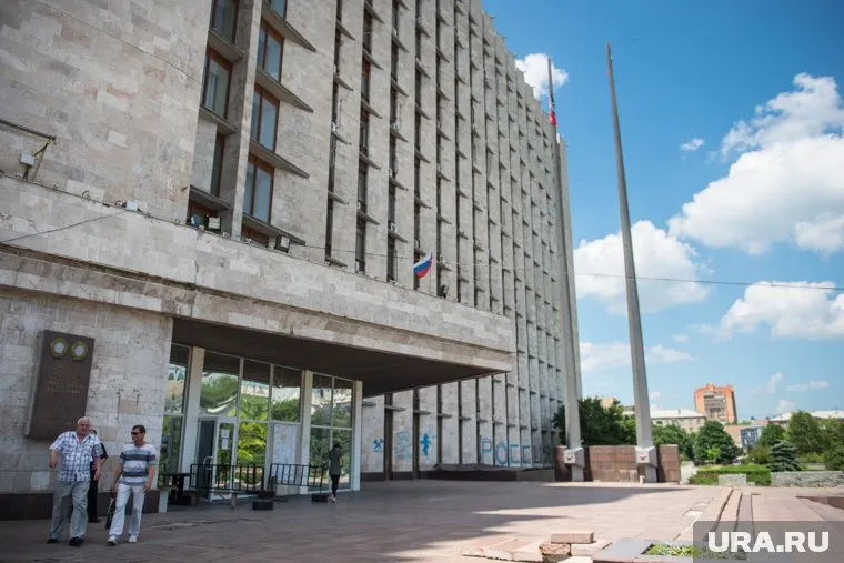 Киеву предложили заблокировать Донбасс
