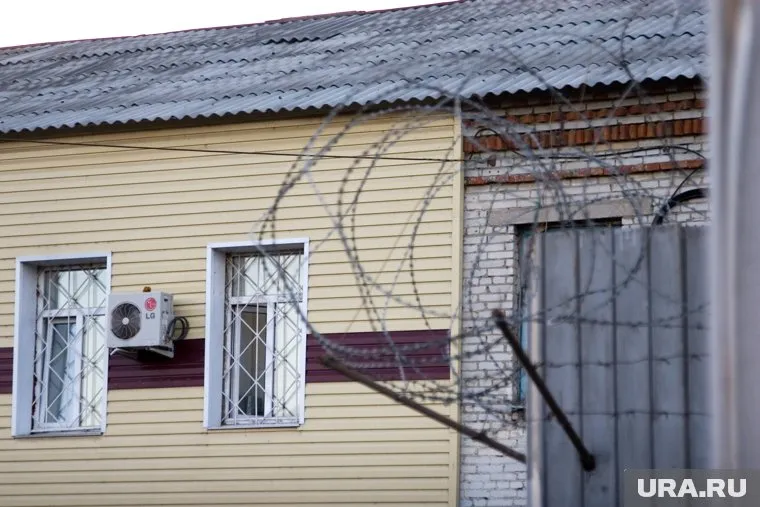 Экс-завхоз УФСИН выкинул на свалку мяса на полтора миллиона рублей