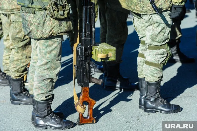 На теле солдата были найдены синяки