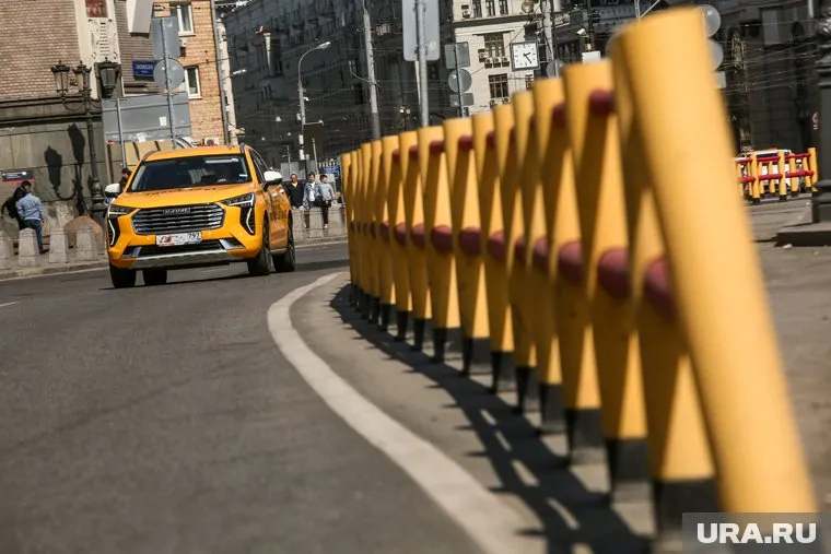 В Тюмени машины эконом-класса стали приезжать на заявки по тарифу «Комфорт»