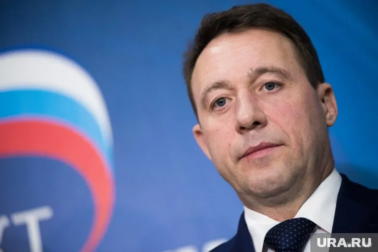 Игорь Холманских от лица президента провел консультации в Салехарде