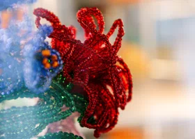 Ямальский мастер создает авторские украшения с орнаментами Севера