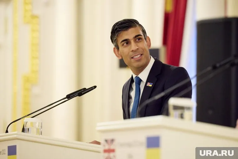 Разведка Британии будет реагировать на активность РФ в Черном море, заявил Риши Сунак