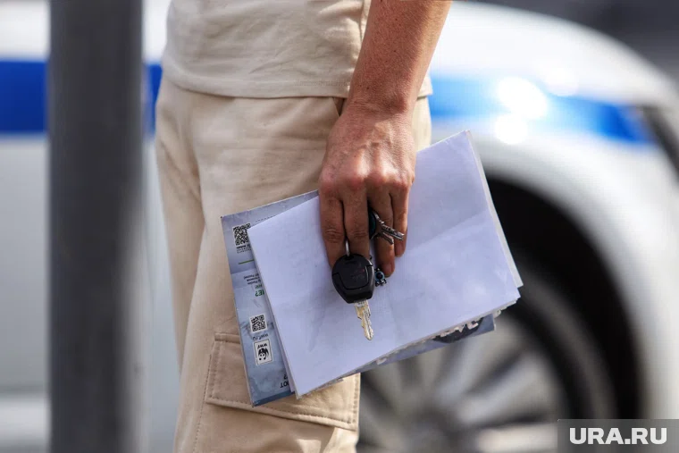 Мошенники продавали элитные машины заграницу, а потом получали страховые выплаты за угон (архивное фото)